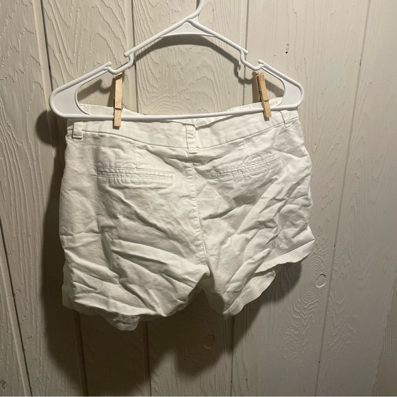 Old Navy Everyday Shorts Size 6 - Picture 5 of 6
